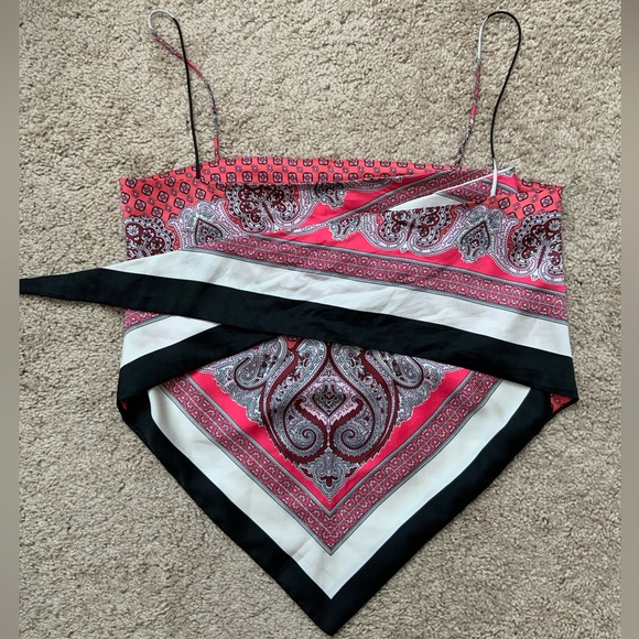 Zara printed pattern tie up crop top - Picture 2 of 5